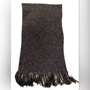 NWOT Alpaca Line Heather Gray Shawl Scarf Beautiful! 
100% Alpaca 44 x 36